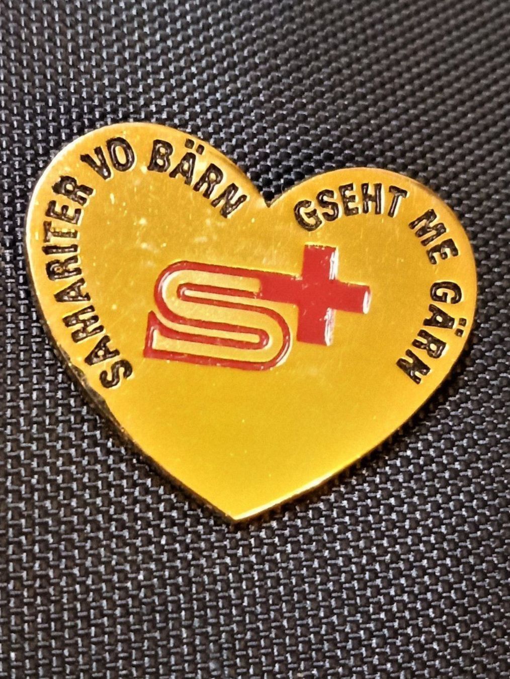 Spille & Fermagli: Pin vom Samariterverein Bern – Nuovo (secondo la descrizione) da Langenthal venduto da Atisu