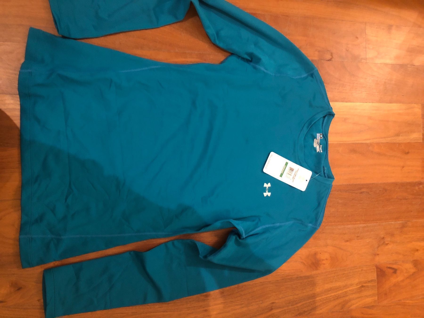 Under Armour Maglioni & Felpe: Winter Funktionsshirt Under Armour – Nuovo e nell'imballaggio originale da Jenins venduto da Pocahontas013 3