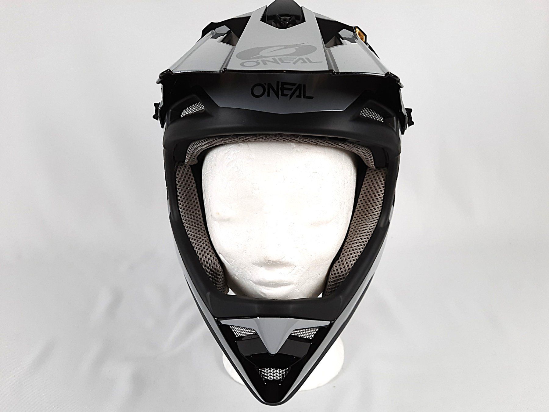 Caschi & visiere: ONEAL Backflip Helmet – Nuovo (secondo la descrizione) da Beinwil am See venduto da Restwert_Beinwil 1