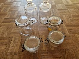 4 Weckgläser, 2 Vorratsgläser