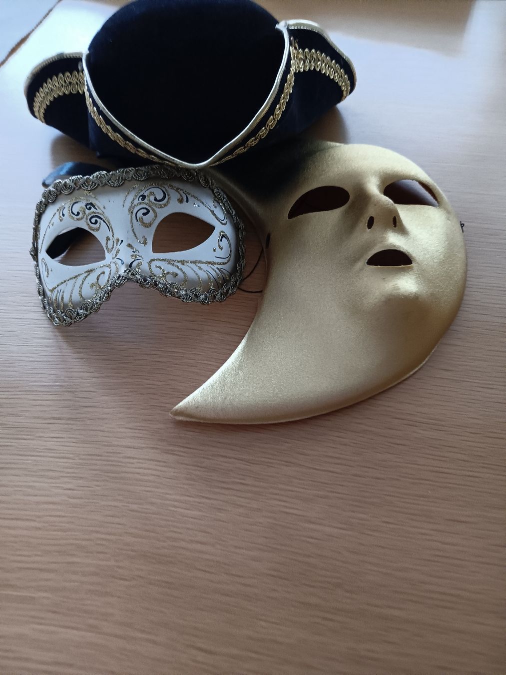 Maschere: Tolles Venezianer  Masken  Set – Usato da Stansstad venduto da leoni66 2