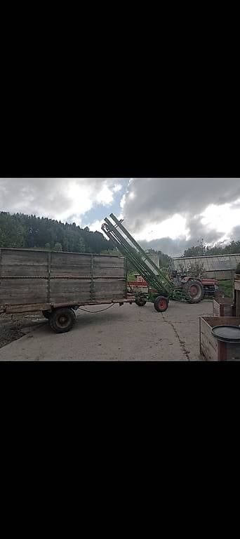Macchine per carico, silaggio e trasporto: Kleinballen Förderband Lader – Usato da Rotkreuz venduto da Heggli94