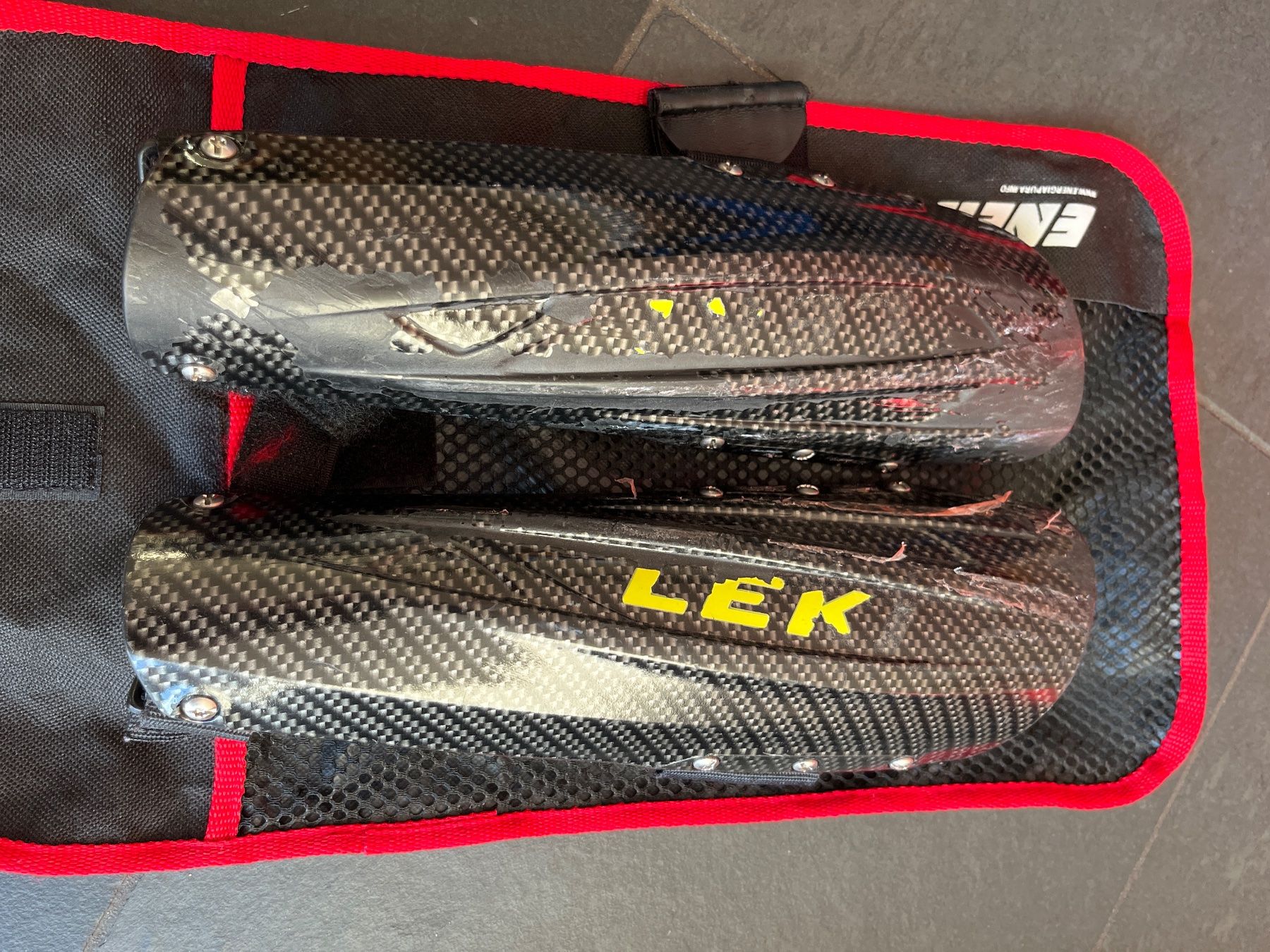 Leki Protezioni & Imbottiture: Riesenslalomschoner Arm – Usato da Busswil BE venduto da bboe