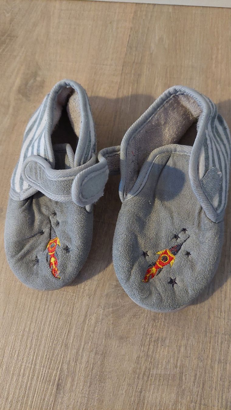 Scarpe per ragazzi: Schuhpaket Junge – Usato da Egolzwil venduto da mobiledeluxe 6