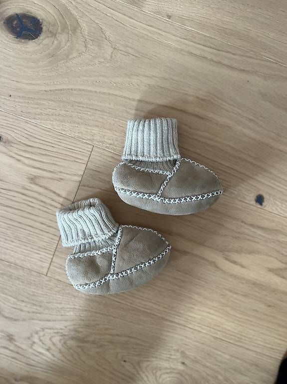 Scarpe per ragazzi: Babyfinken Lammfell – Usato da Trimbach venduto da glatsch01
