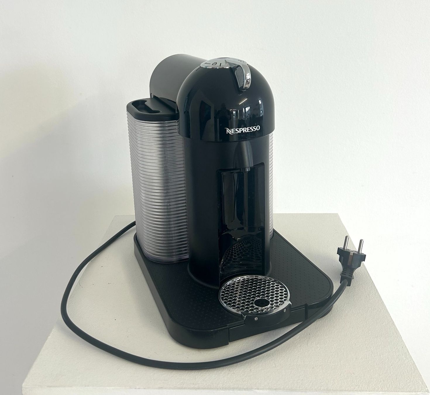 Nespresso Macchine per caffè & Macchine per espresso: Nespresso Vertuo Evoluo modèle GCA1 – Usato da bursins venduto da silversurfer1972