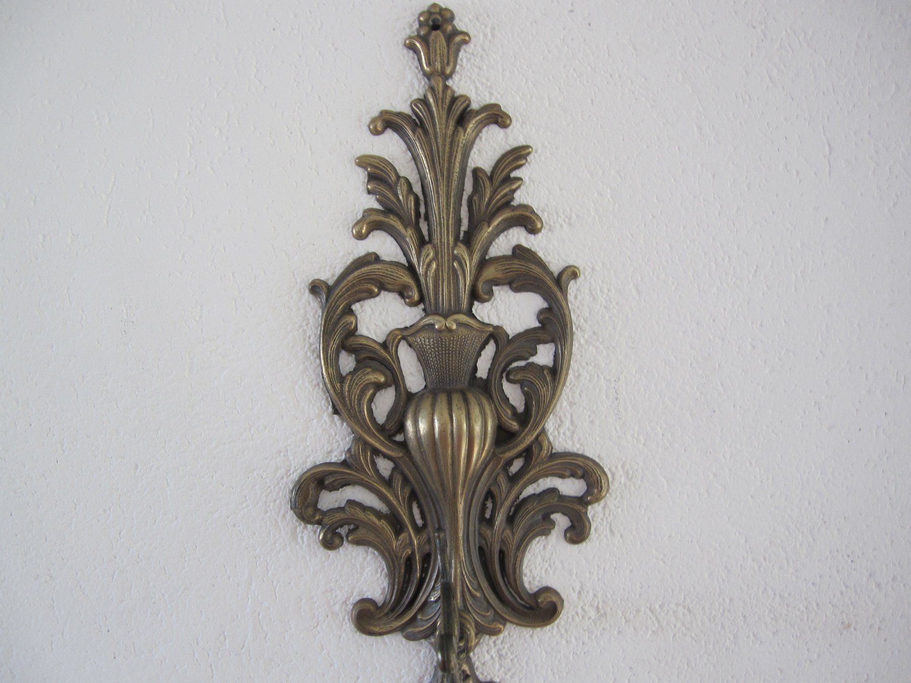 Portacandele: Antik Wand-Kerzenhalter, Messing – Usato da Horgen venduto da sarahbuechler01