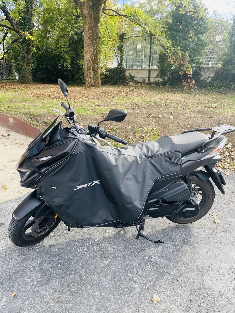 Sym Scooters: Scooter SYM Jet X 125 full black – Gebraucht aus Genève von MichaelLopes