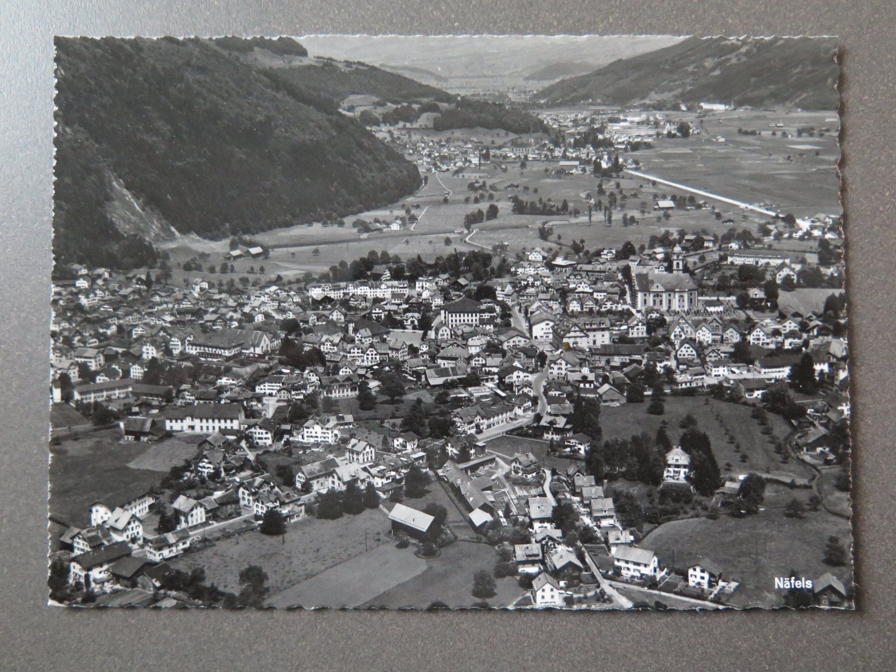 Cartoline postali: NÄFELS - FLUGAUFNAHME – Usato da Wittenbach venduto da lipasal