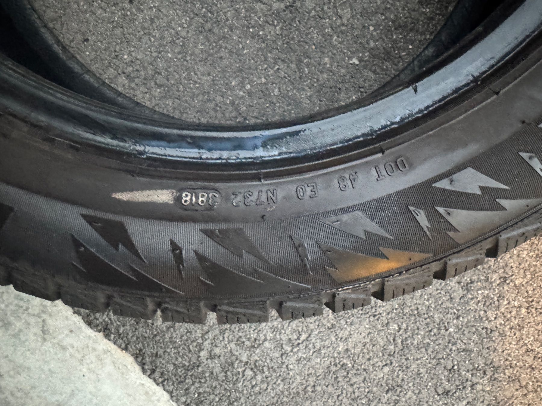 Pneus & Roues: 185/60R15 – D'occasion à Widen par Dinero02 3