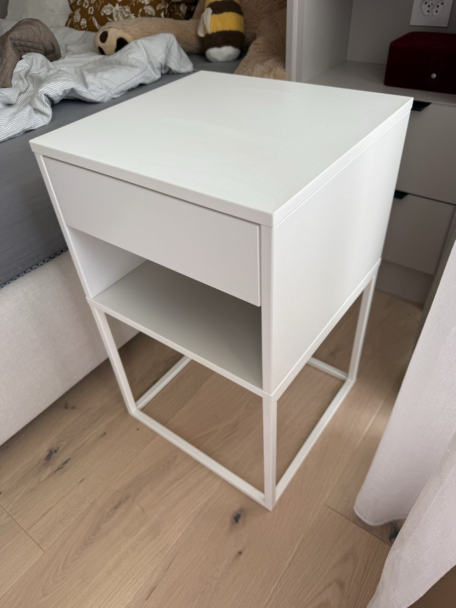 Ikea Comodini: Nachttisch IKEA Vikhammer – Nuovo (secondo la descrizione) da Killwangen venduto da elenalene 2