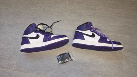 NIKE AIR Jordan 1 Retro High OG OS Court Purple black white