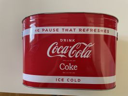 Kühler Coca-Cola für Eis 