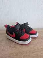 Nike Kinderschuhe Grösse 21, neu & ungetragen