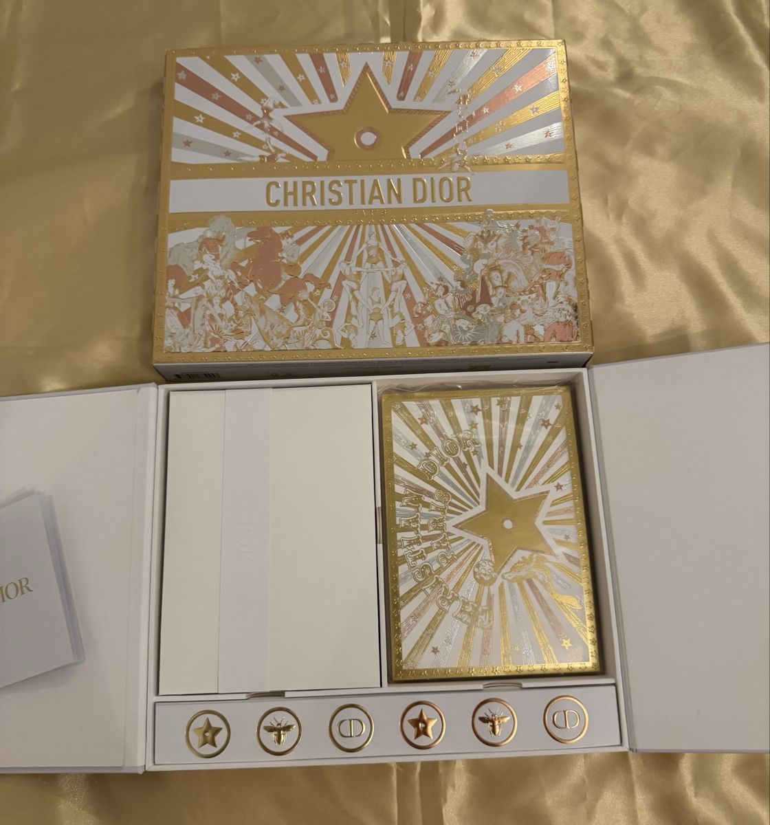 Karten: Dior Weihnachtskarten 2025 (Limitiert!) – Neu (gemäss Beschreibung) aus Bern von Blueangel6 8