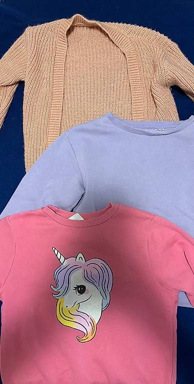 Maglioni & Felpe: Mädchen Pullover Gr.128 – Usato da Oberengstringen venduto da Kati.vrdoljak