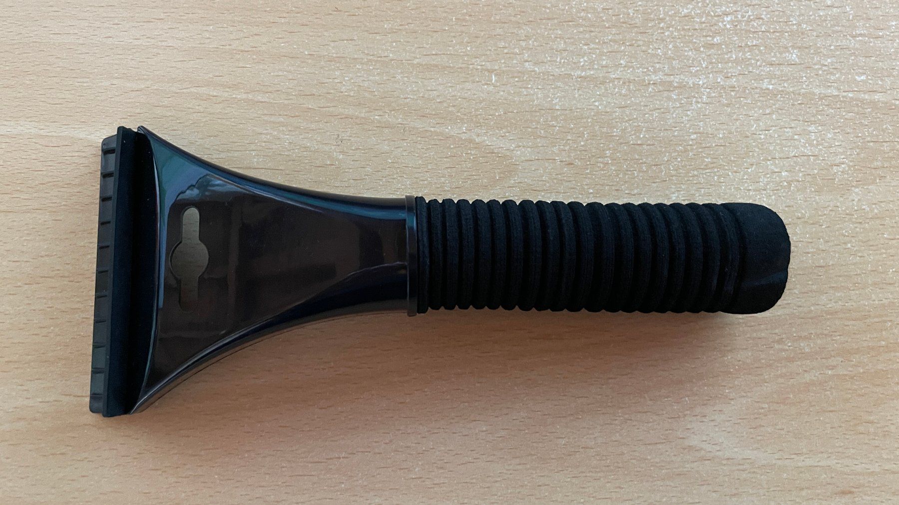Tutti gli attrezzi: Eiskratzer mit weichem ergonomischem Griff – Nuovo e nell'imballaggio originale da Glattfelden venduto da cybermaxx