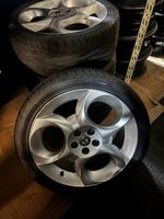 Alfa 147 Felgen 7x17 et 40.5 mit Gebrauchspuren, alte Pneus