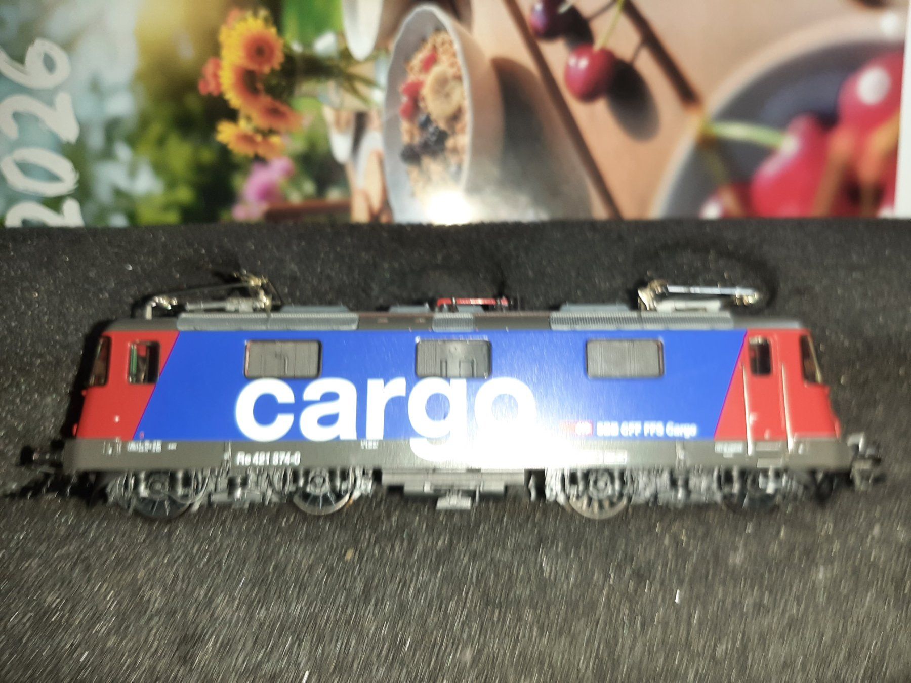 Trix Modelleisenbahnen: TRIX CFF Re 421 374-0 – Gebraucht aus Avully von RIVALIS 1