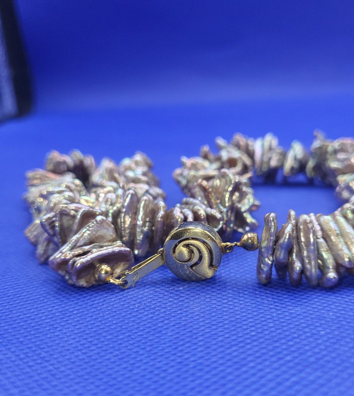 Catenine: Perlen Kette Mit 585 Gold Verschluss – Usato da Wald ZH venduto da Aniade 4