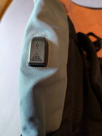 Ela Mo Rucksack in gutem Zustand  Grau/Schwarz