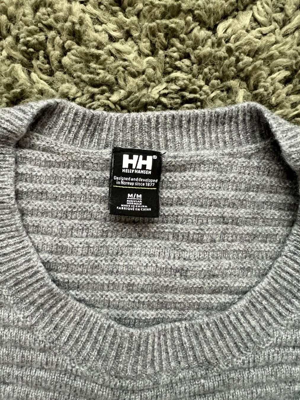 Helly Hansen Maglioni & Felpe: Herren Pullover Helly Hansen grau Grösse M – Usato da Langnau am Albis venduto da olimrt 1