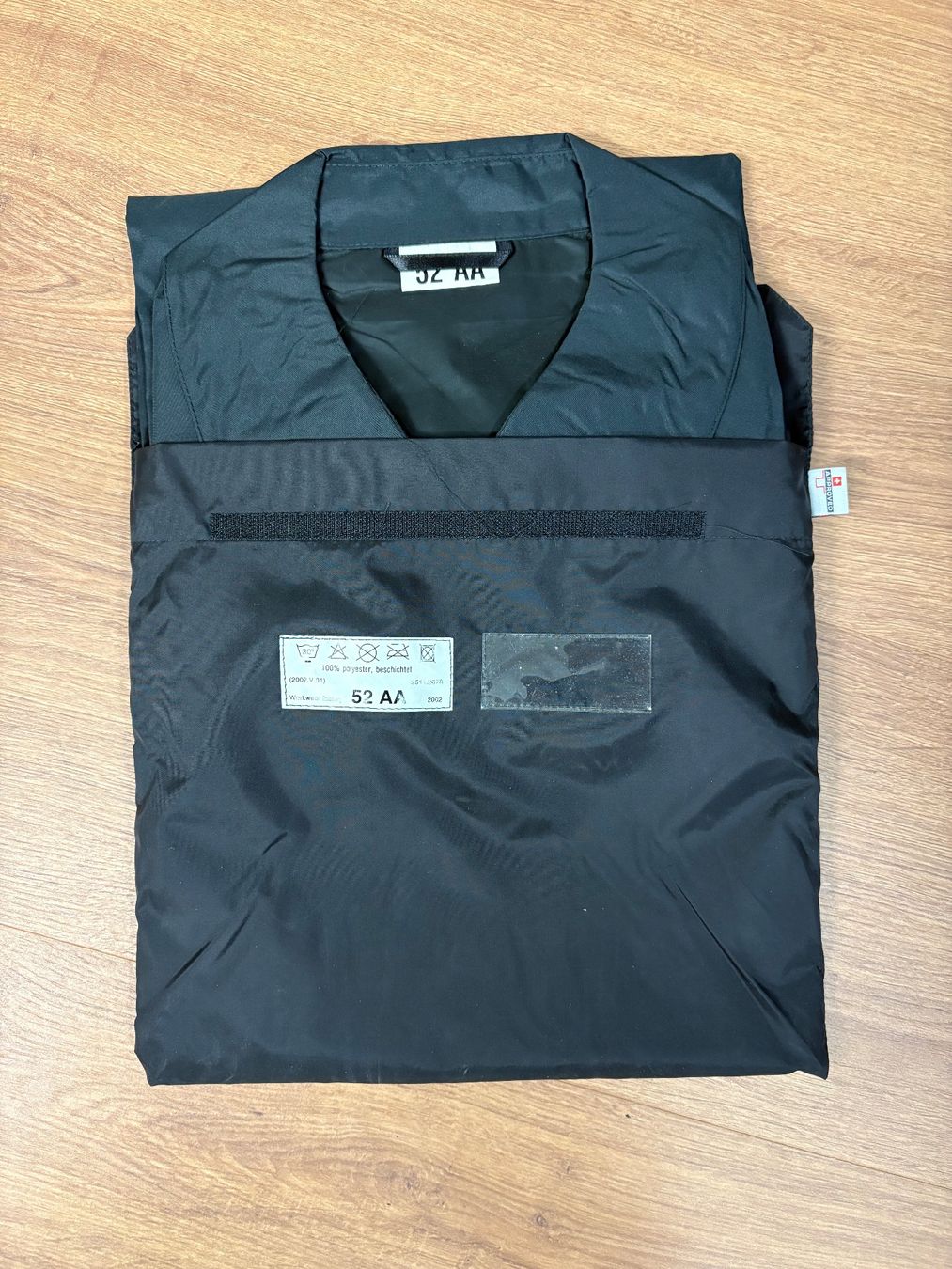 Armée suisse Vestes: Schweizer Armee Regenschutz originalverpackt – Neuf avec emballage d'origine à Reiden par This83