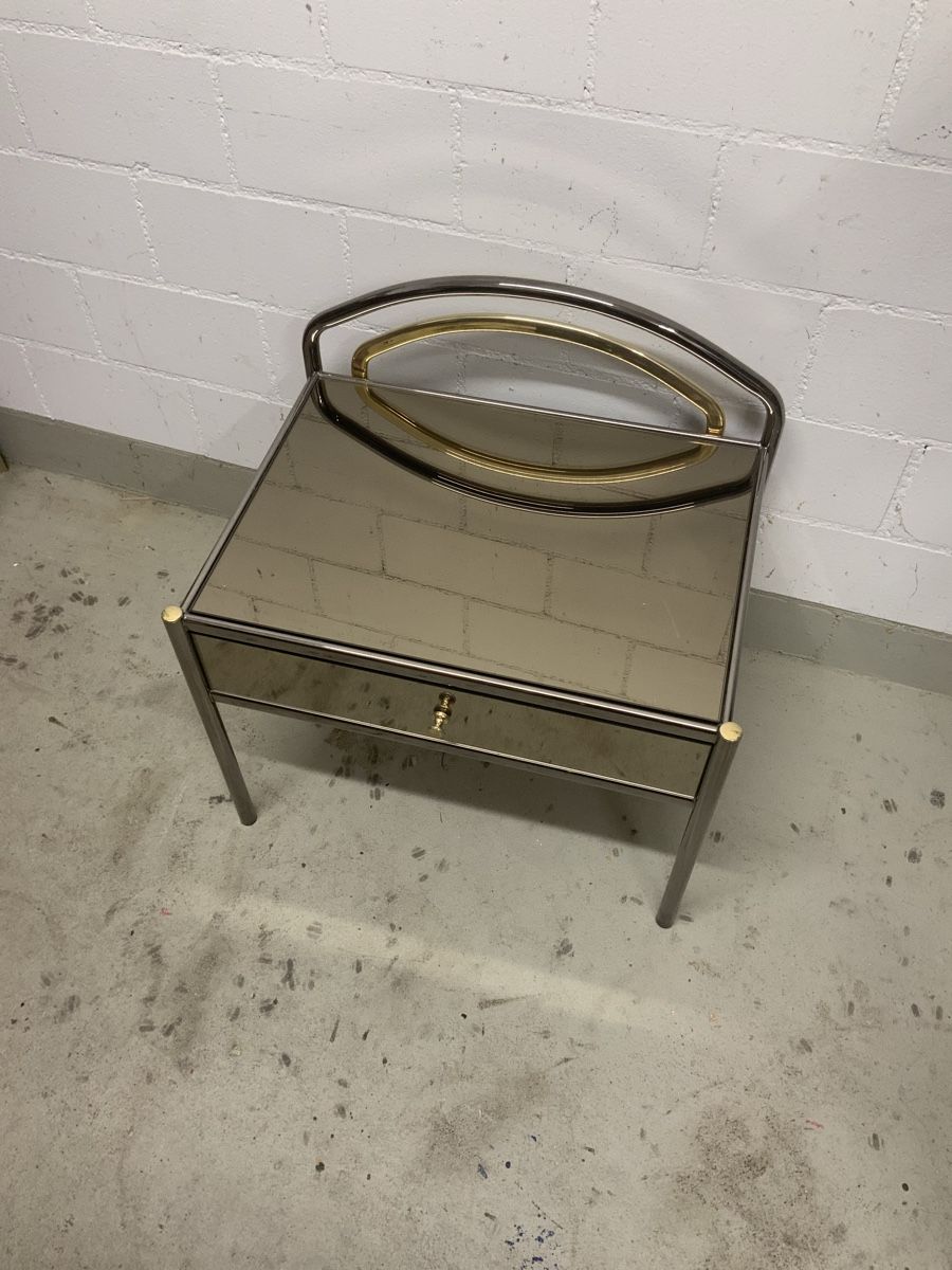 Comodini: Zwei Nachtisch in Metall – Usato da Neftenbach venduto da roberts64
