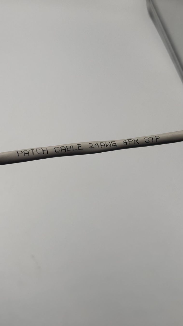 Cavi: LAN Patchkabel Cat 5 Gigabit – Usato da Schlieren venduto da 2nd-Life 2