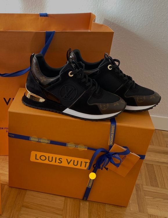 Louis Vuitton Scarpe da donna: Louis VUITTON runway sneaker – Usato da Perlen venduto da H.Spa