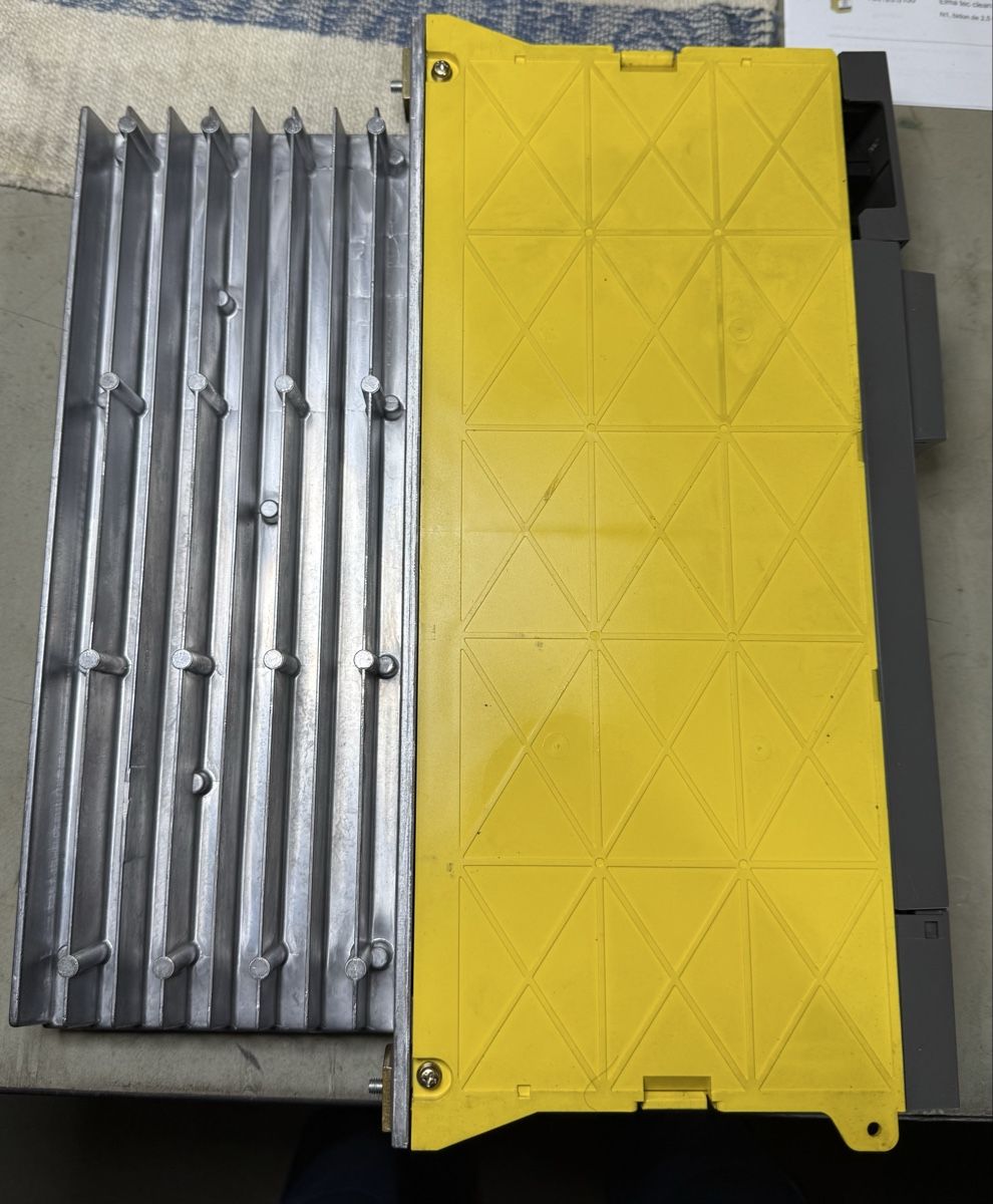 Fanuc Elektronikbauteile: Fanuc amplificateur A06B-6096-H105 – Gebraucht aus Porrentruy von hen_5r7h 3