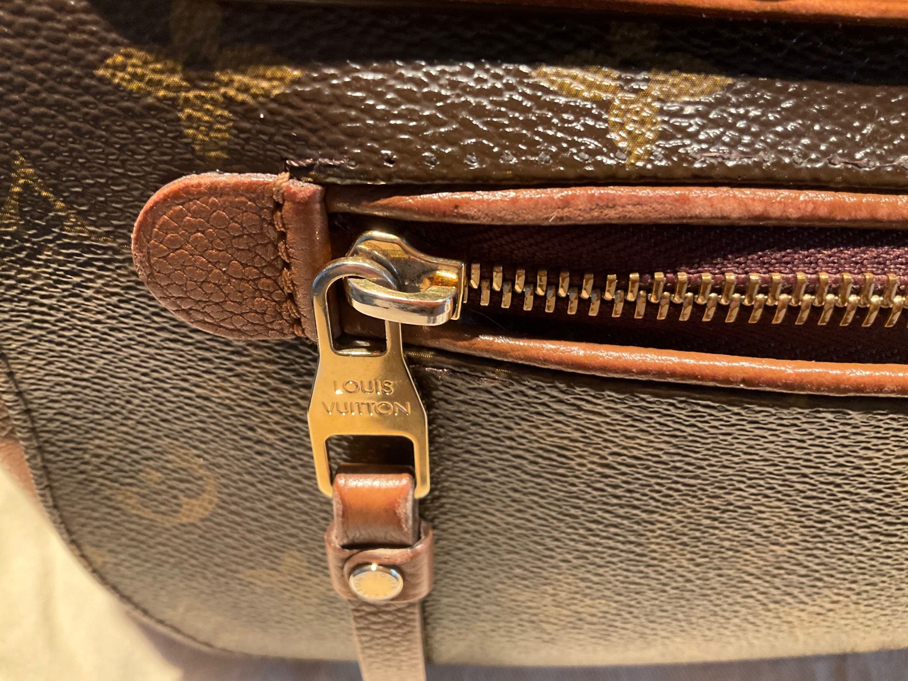 Louis Vuitton Borse da donna: Pochette Éden MM Monogram Vuitton – Usato da Murten venduto da Louis1954 2