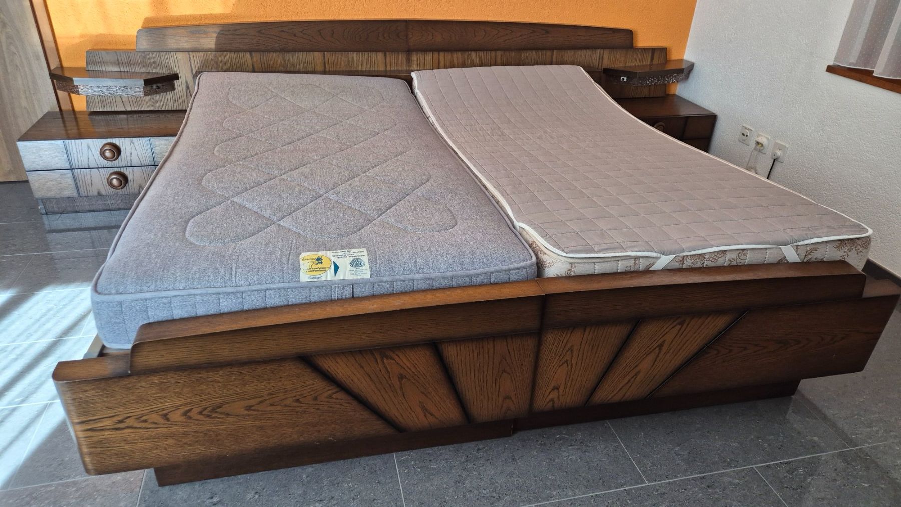 Letti: Doppelbett mit Inhalt – Usato da Schüpfheim venduto da Schnuegel8