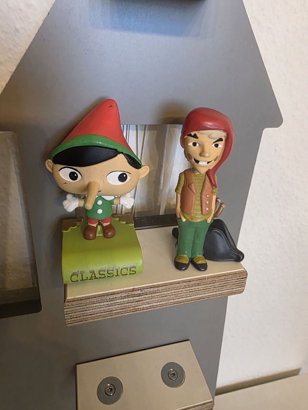 Audiolibri: Toniebox mit Figuren und Wandregal – Usato da Richterswil venduto da Tatjanalisha 2