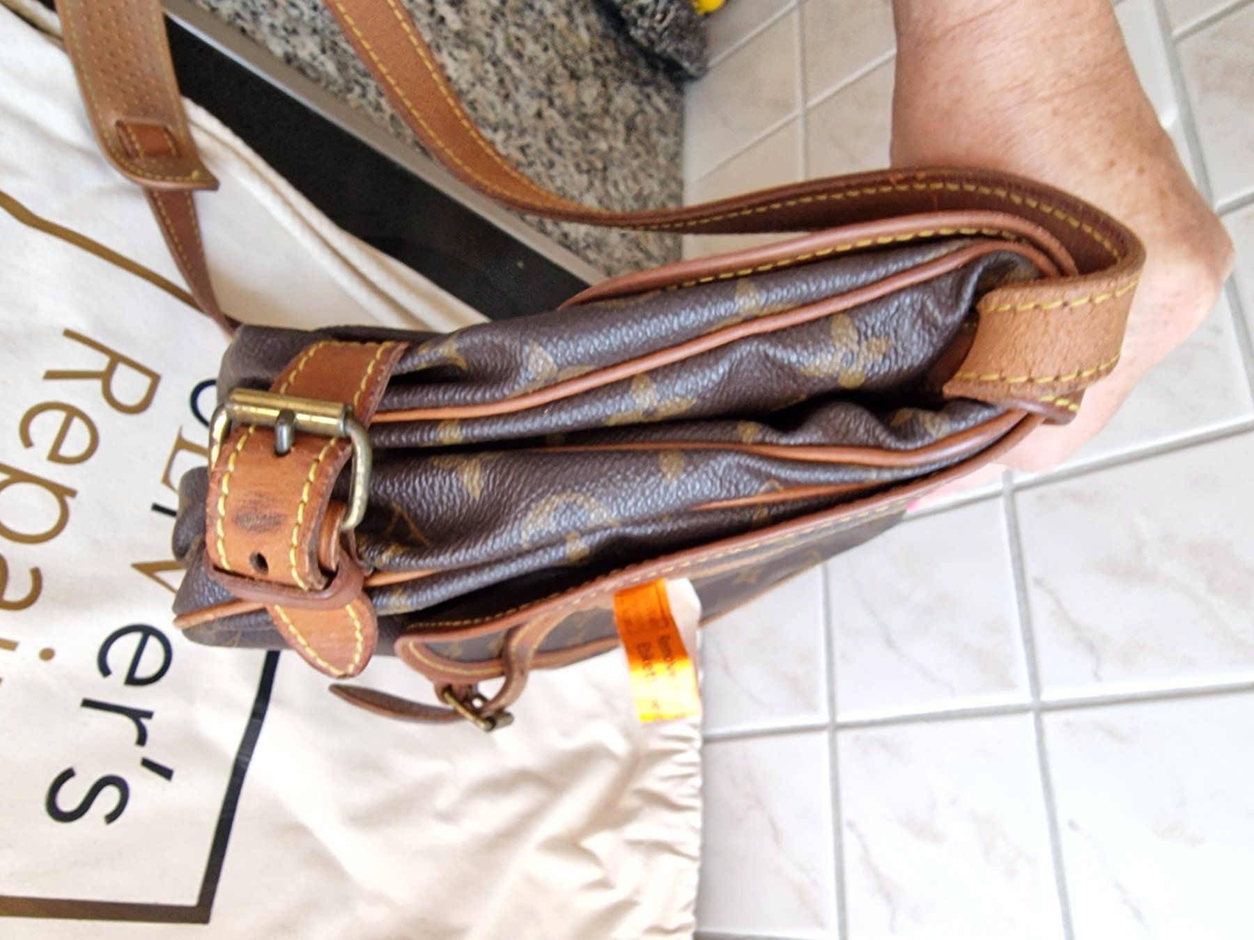 Louis Vuitton Borse: Louis Vuitton Saumur 30 – Usato da Zürich venduto da Emendez 3