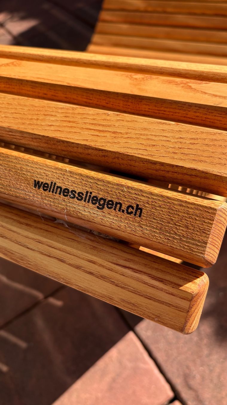 Liegen & Liegestühle: Sonnenliege – Gebraucht aus Ebikon von rub_ys2t 2