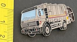Mercedes LKW, Kehrichtwagen Bern limitierte Auflage / Pin