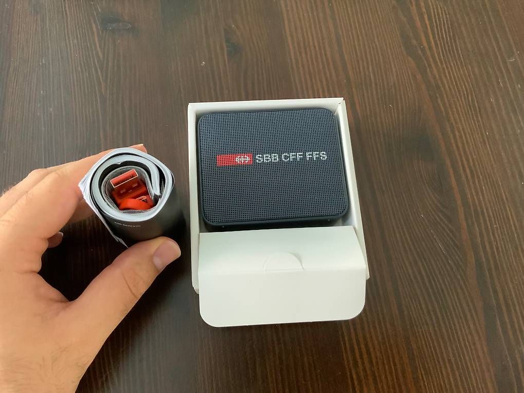 JBL Haut-parleurs: JBL Go Essential Waterproof Böxli – Neuf avec emballage d'origine à Jona par ldi_2zgq 2