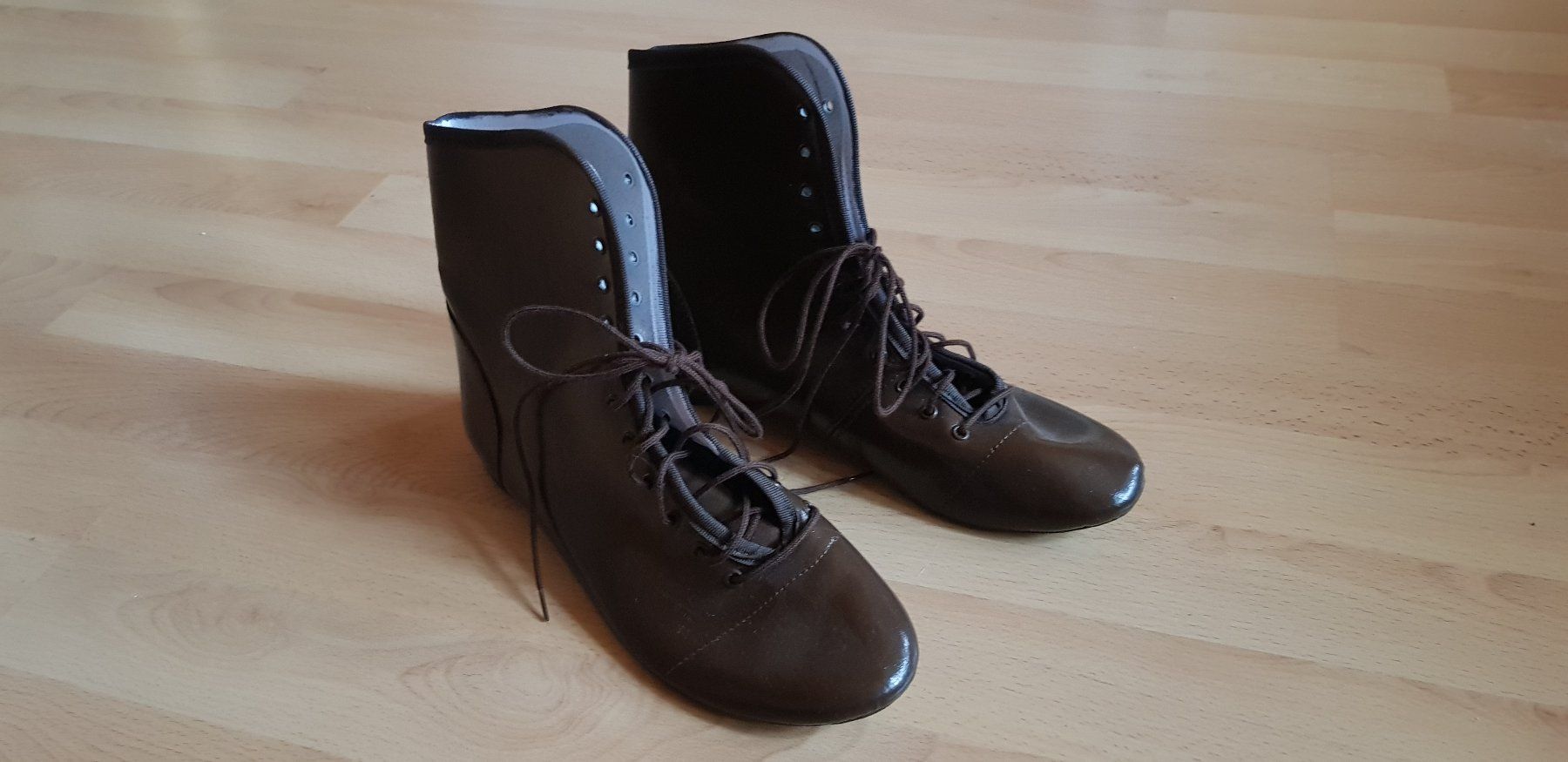 Damenschuhe: Historische Stiefelchen, NEU! – Neu (gemäss Beschreibung) aus Heimiswil von triskeli