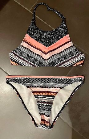 Cooler Bikini von Protest Grösse 164