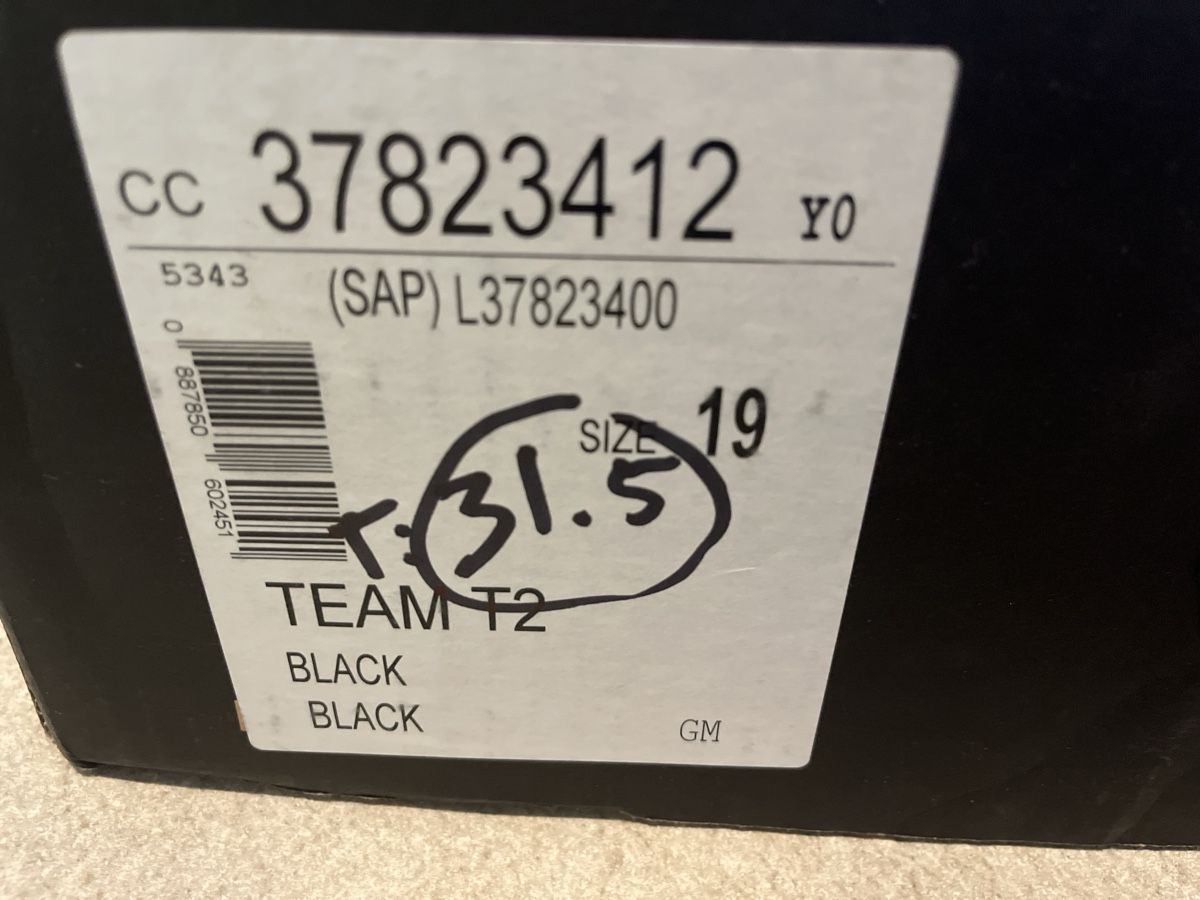 Salomon Scarpe per ragazzi: Chaussures ski Salomon T31.5 – Usato da Seiry venduto da a237b12 1