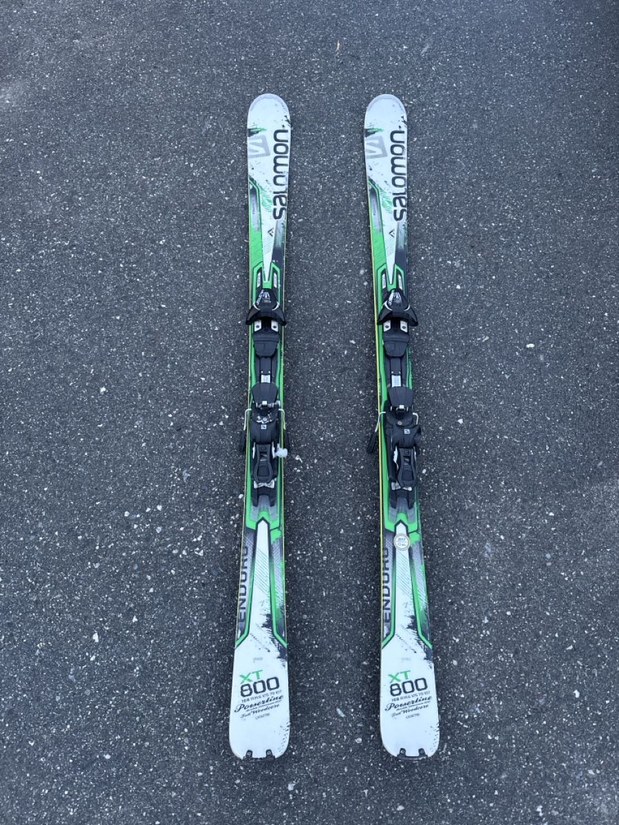 Salomon Skis: Salomon Enduro XT 800 Ski – Gebraucht aus Vella von Buendnersteinbock