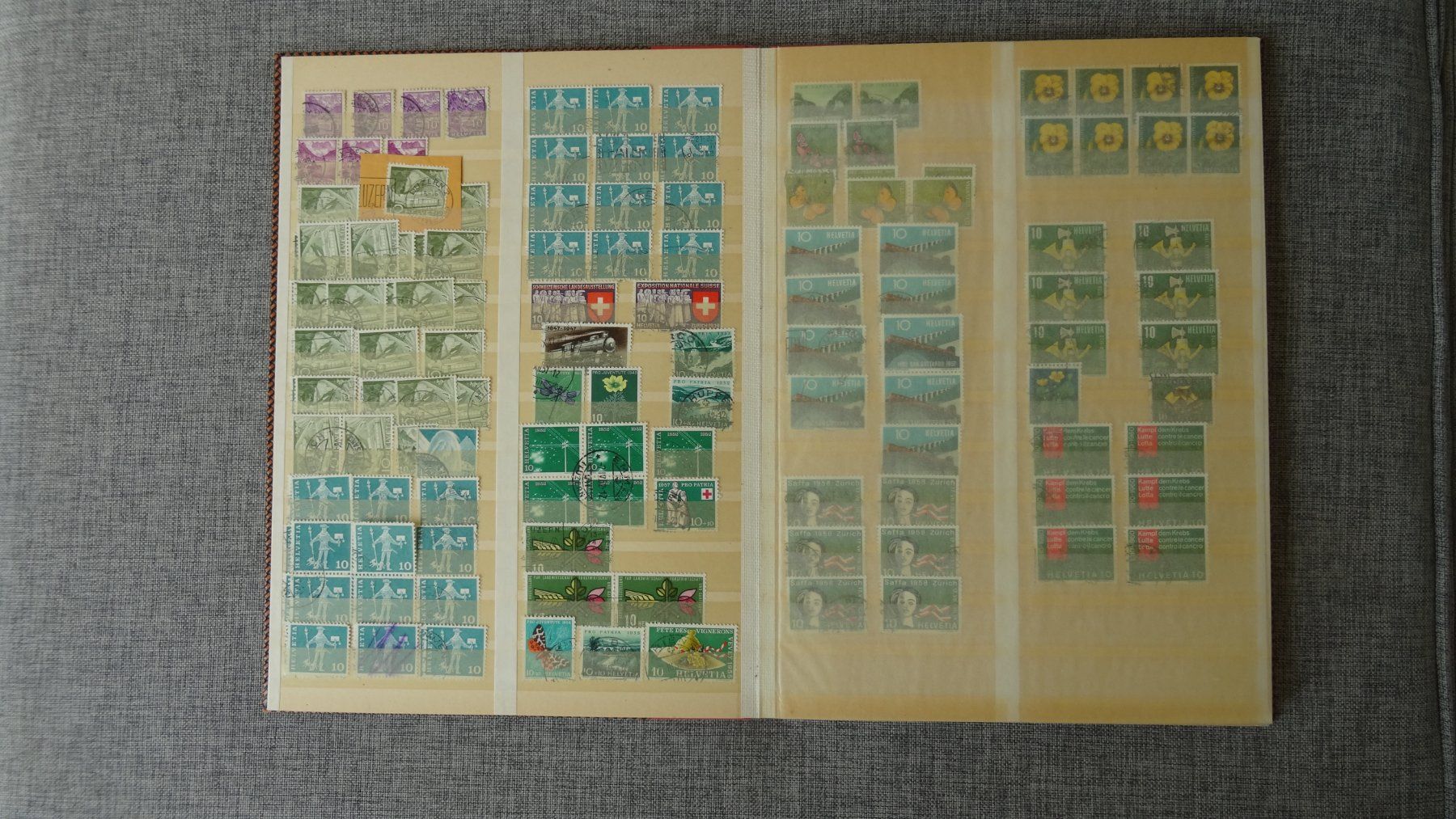 Tutti i francobolli: Briefmarkenalbum Schweiz – Usato da Cham venduto da brire87 3