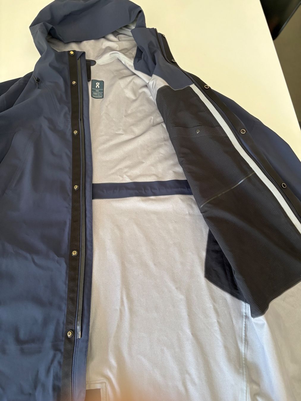 Cappotti: On Damen Parka – Usato da Baden venduto da Dudley108 3