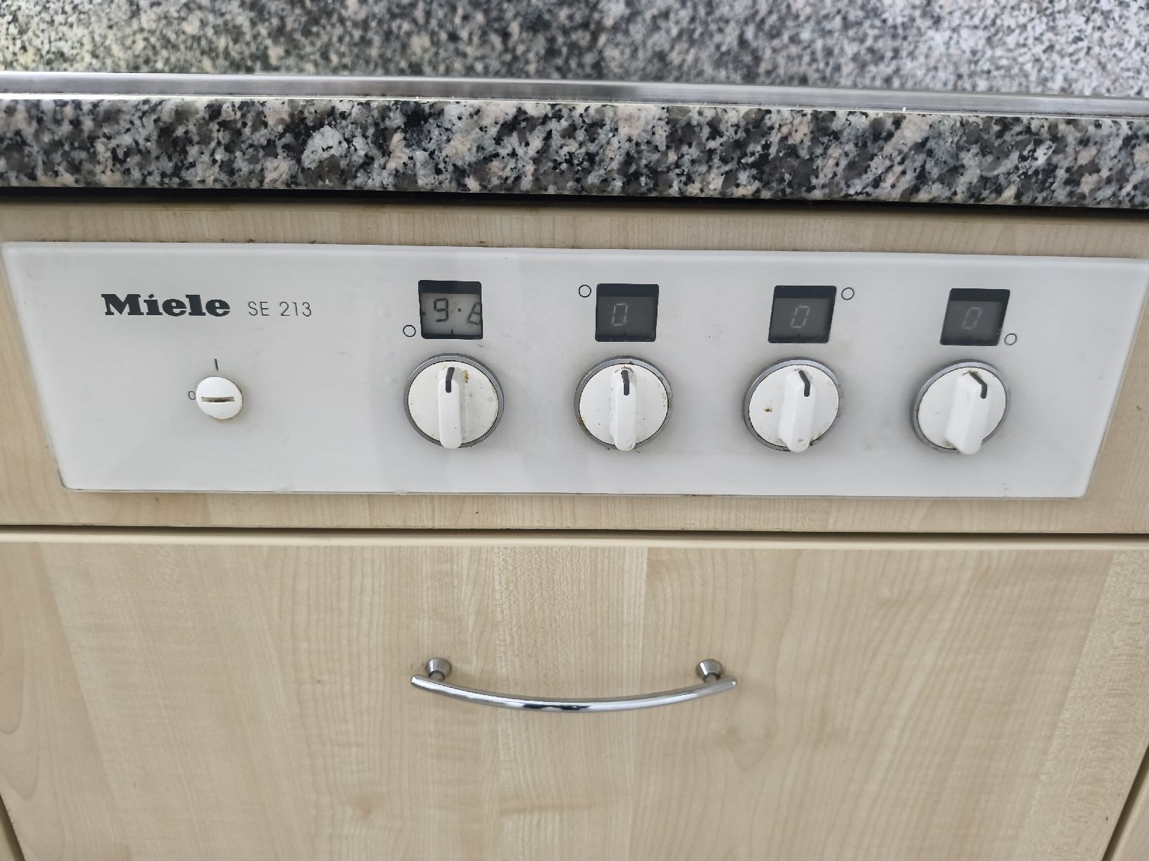 Cucine complete: Gratis Küche mit Granit Arbeitsplatte – Usato da Zürich venduto da GoofBar 3