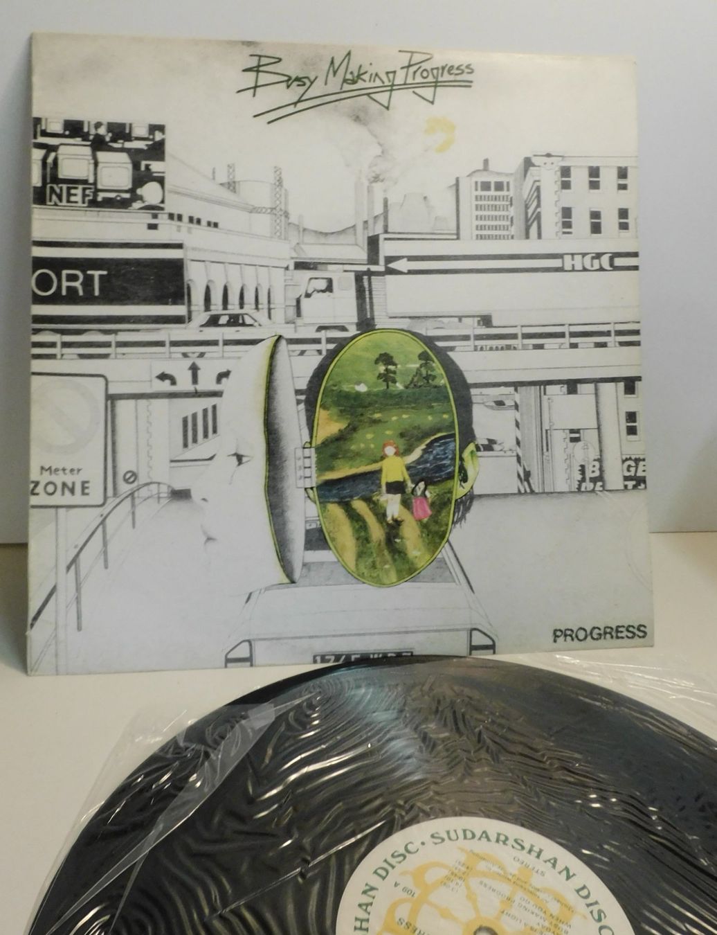 Dischi in vinile: LP - Progress Busy Making Progress -  Schallplatte    LP – Usato da Sursee venduto da 76 2
