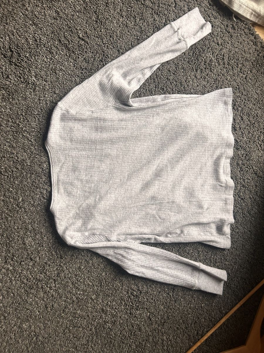 Brandy Melville Maglioni & Felpe: Cardigan brandy melville  – Usato da Troinex venduto da ale_95jr 3
