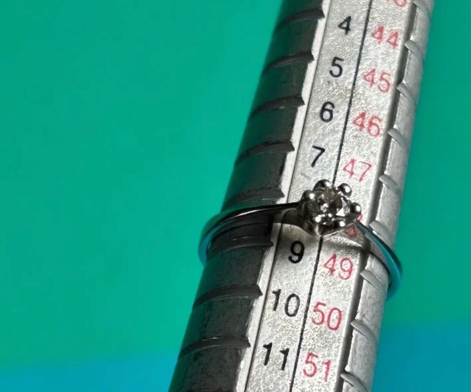 Anelli: Weissgoldring Diamant 0.1 ct (48.5) – Usato da Laufen venduto da belleskulptur 7