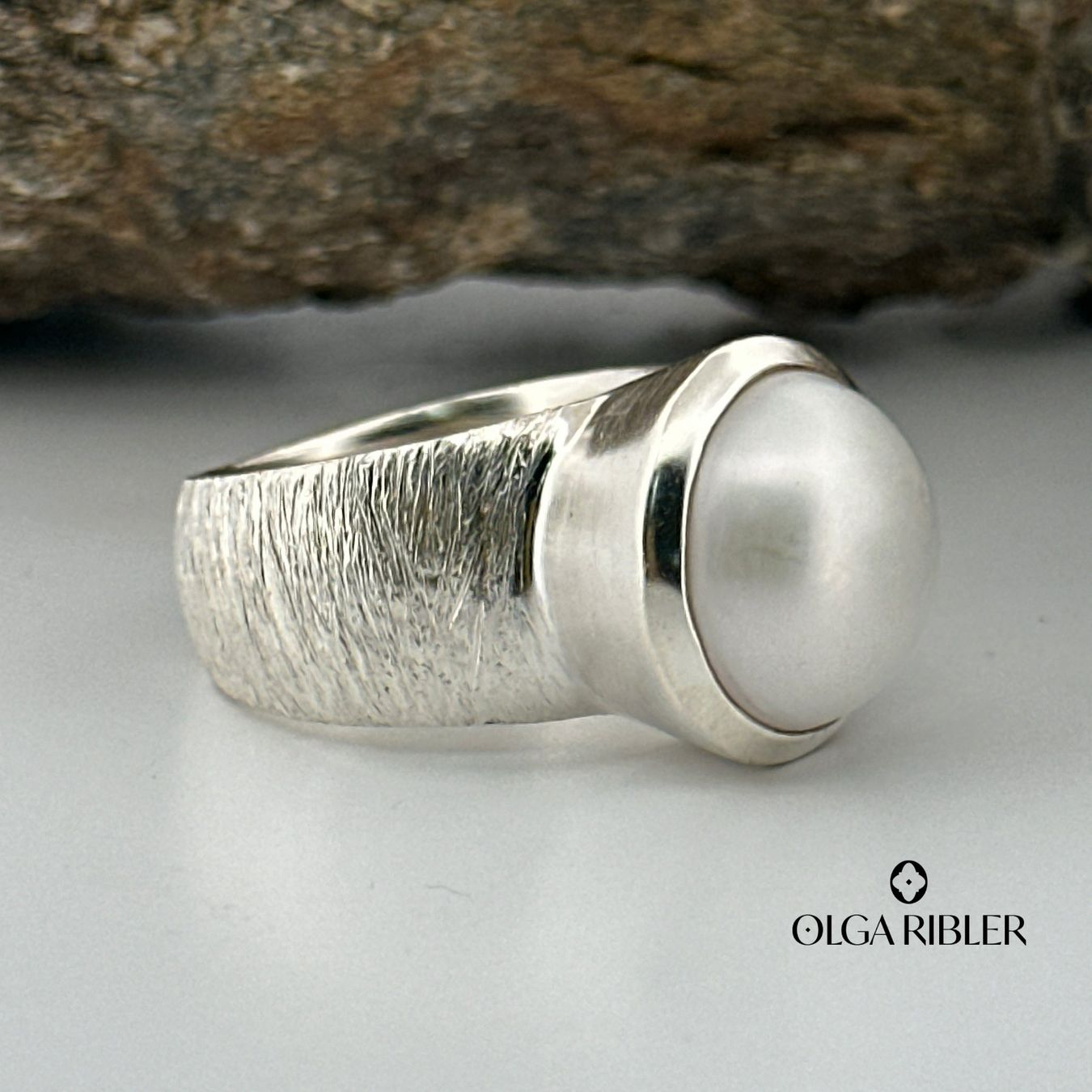 Olga Ribler Anelli: Silber Ring 925 mit Perle Grösse 59 – Nuovo (secondo la descrizione) da Luzern venduto da Schmuckoutlet 2