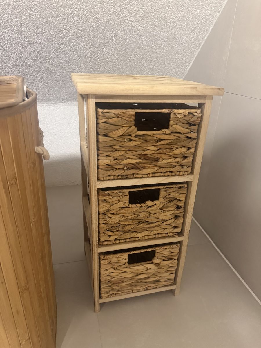 Maisons du monde Kommoden: Badezimmer Kleinmöbel mit 3 Schubladen aus Stroh – Gebraucht aus Winterthur von els_9s6h